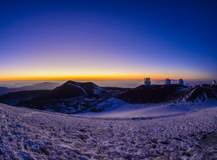 mauna kea skiing at sunset, hawaii