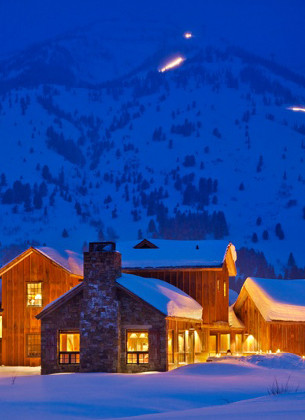 skiing in jackson hole, Wyoming, yellowstone national park ski holidays