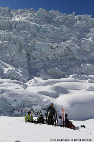 les houches ski resort guide - off-piste skier