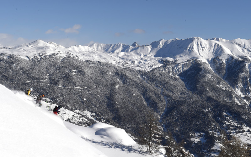 skiing in serre chevalier