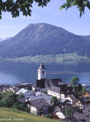  lake wolfgang and the village of st-wolfgang