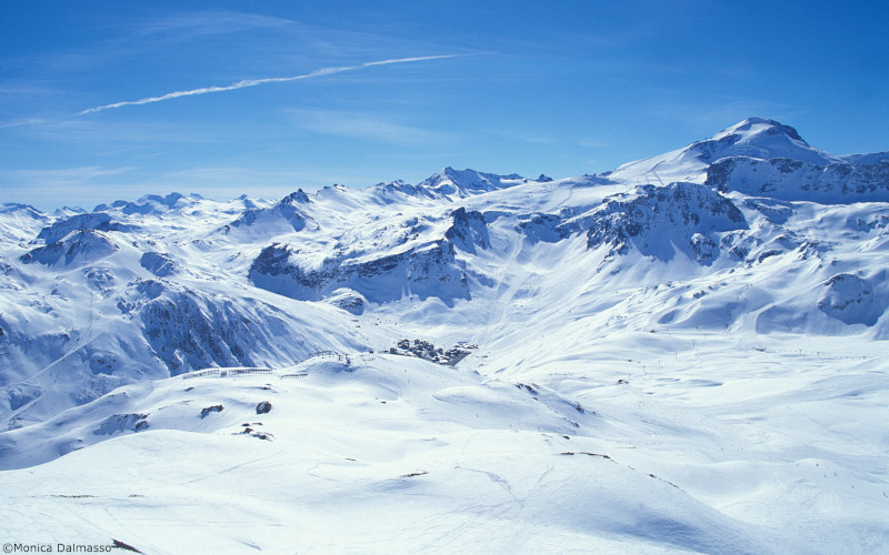 skiing in tignes