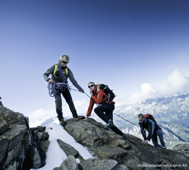 summer ski lessons on the Kitzsteinhorn glacier